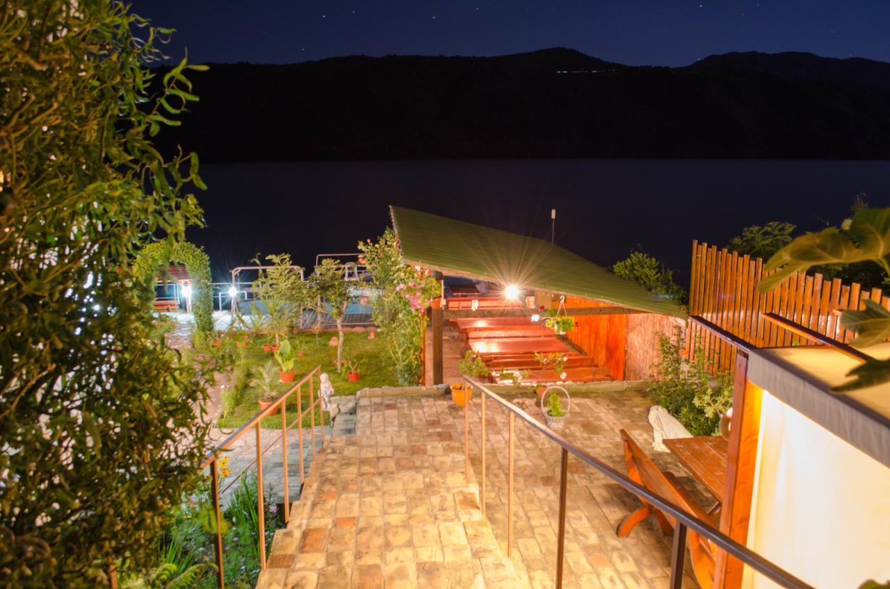 Casa Ana Serena Ieşelniţa エクステリア 写真